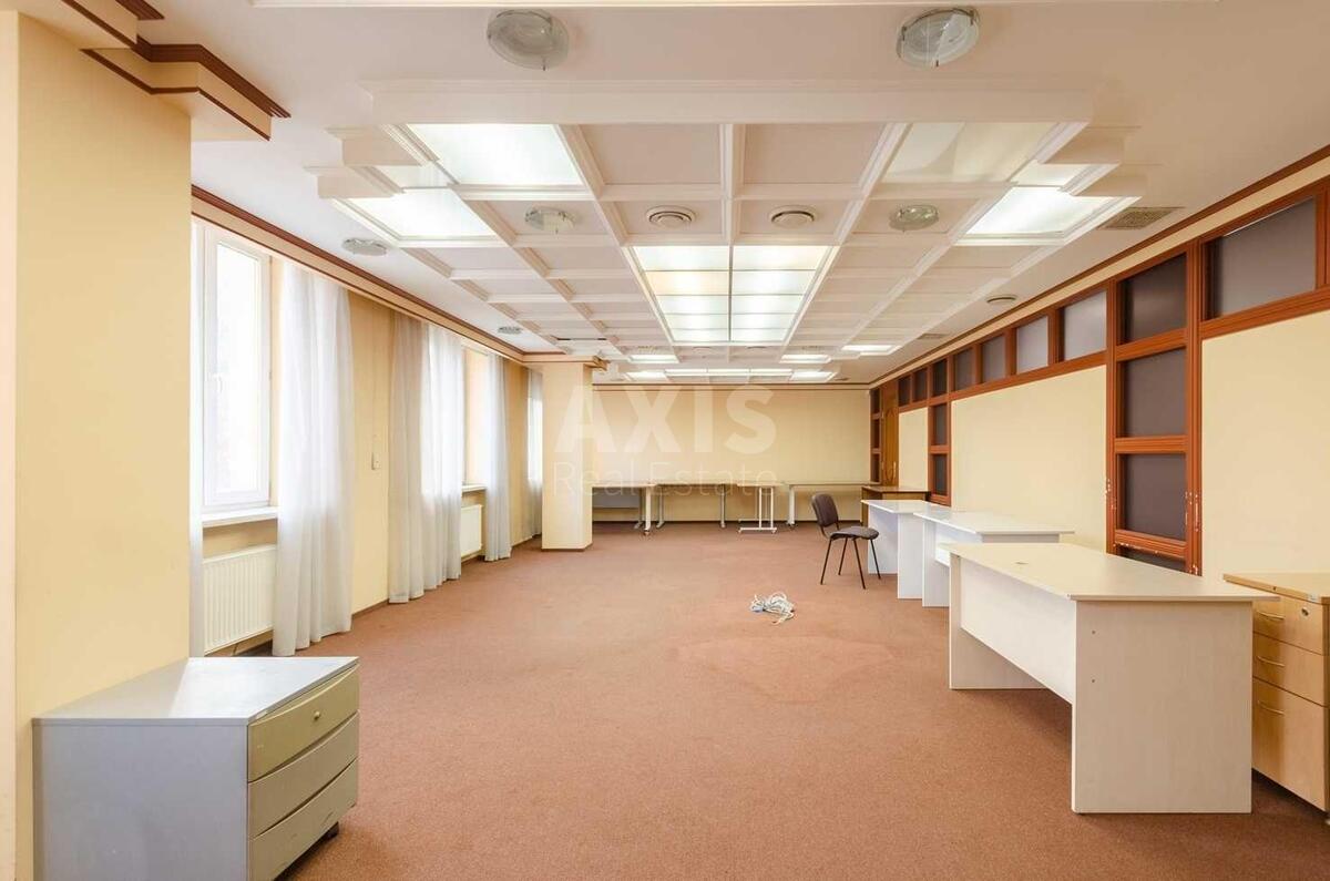 Office bul. Druzhby Narodiv 38, 80m20