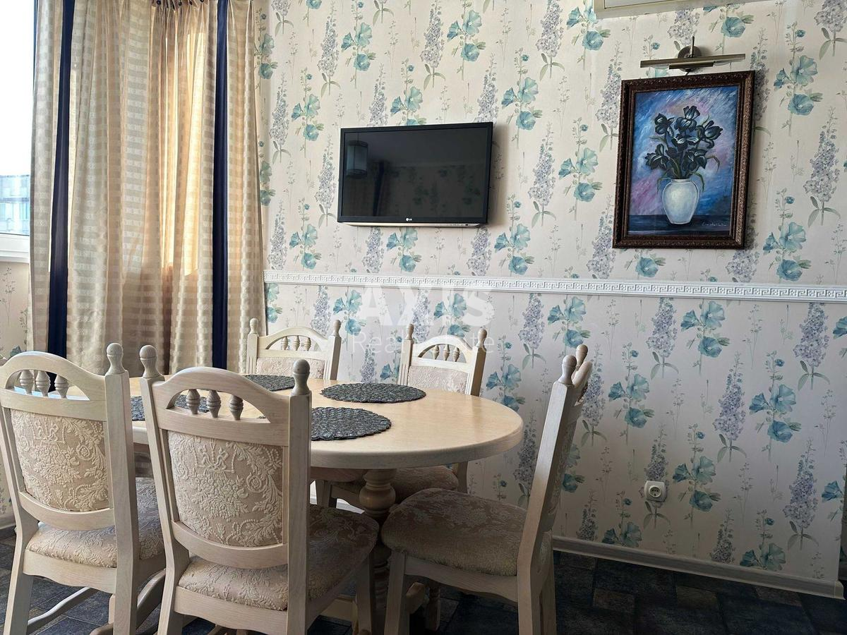 2к квартира ул. Цветаевой Марины 3396070