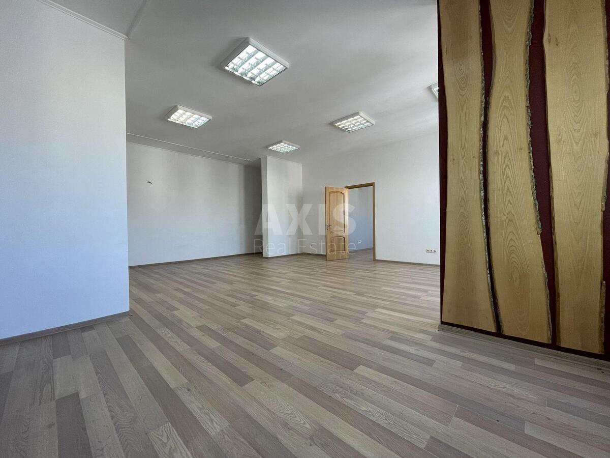 Office pr-t Bazhana Mykoly 14, 58m2