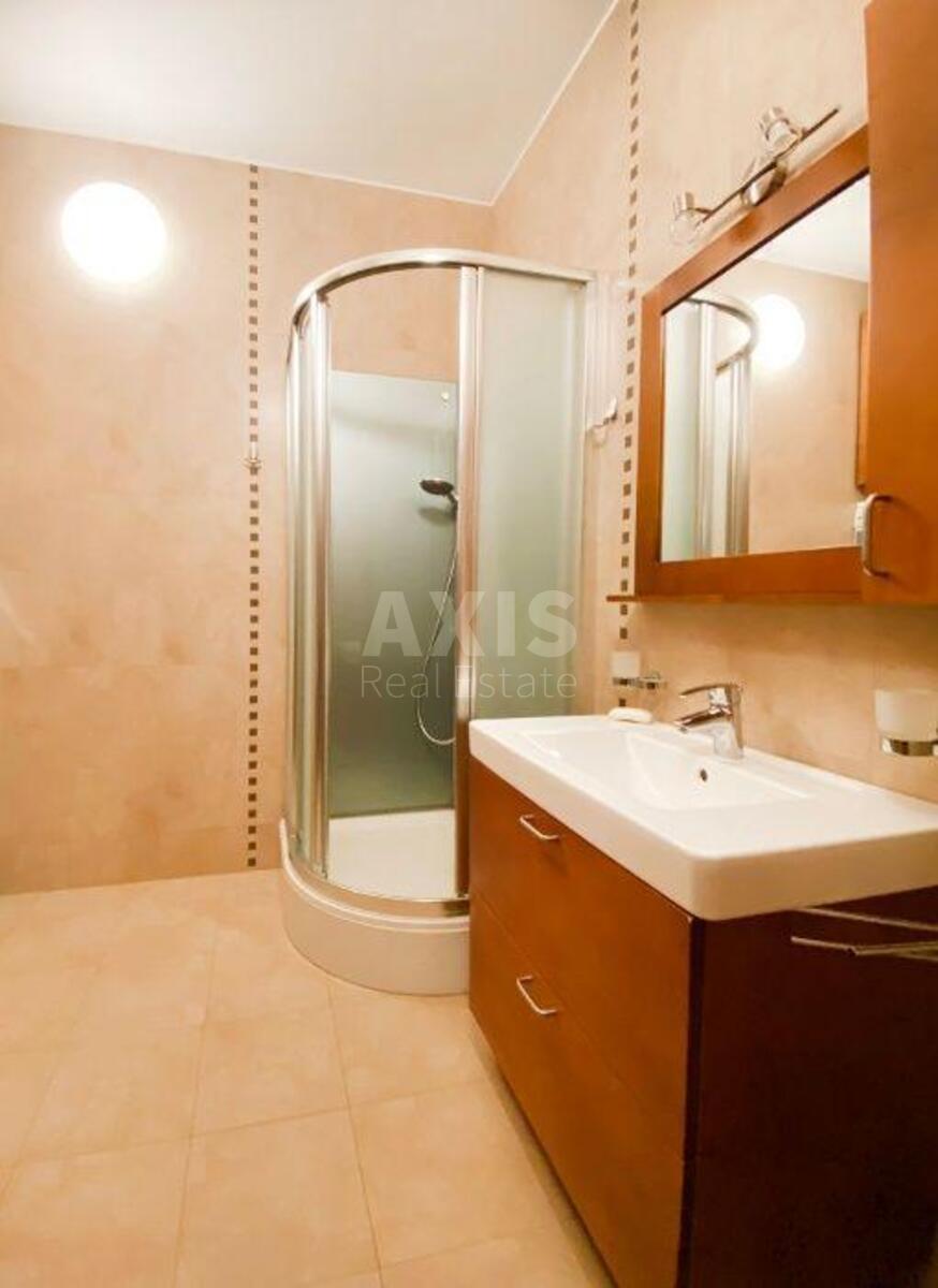 4k apartment vul. Irynyns'ka 5/246
