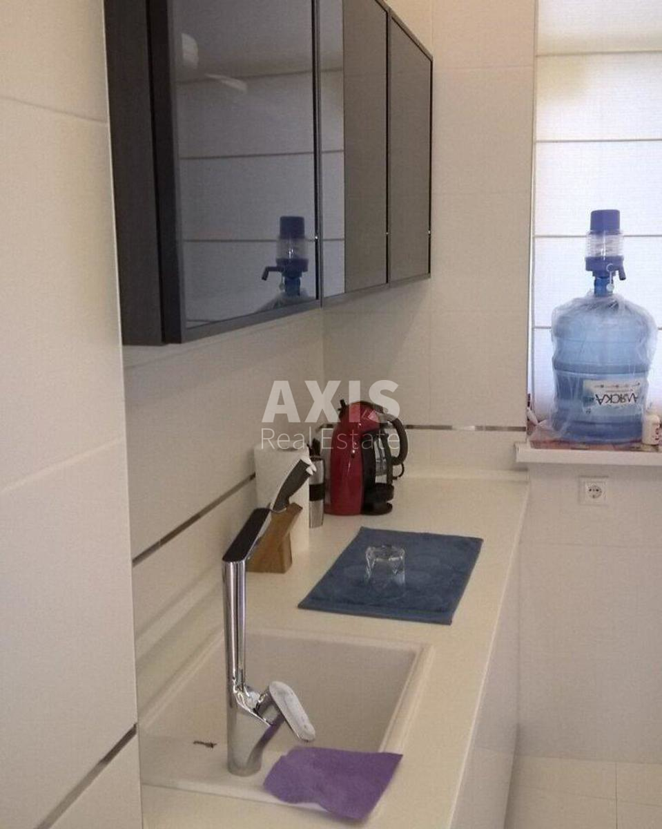 Office vul. Barbjusa Anri 5А, 96m2403732