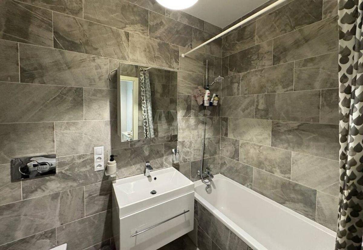 1k apartment vul. Dragomyrova Myhajla 184