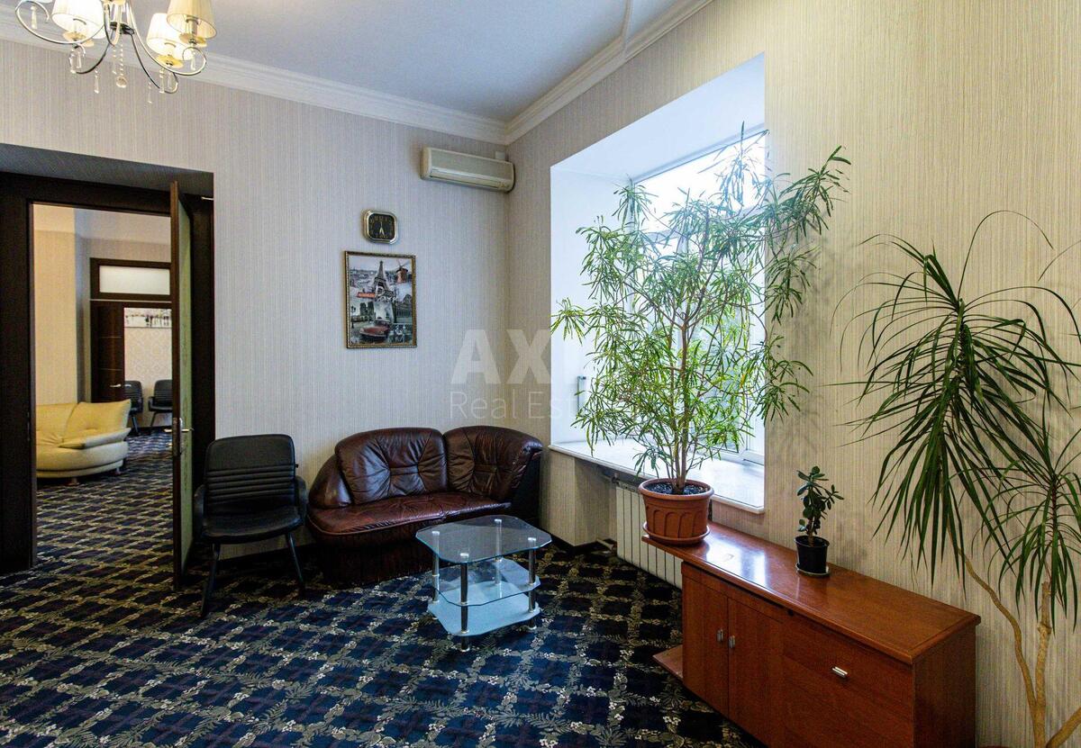 Офис ул. Рогнединская 3, 160м27