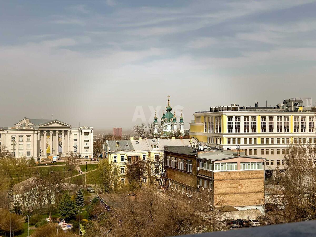 3к квартира ул. Большая Житомирская 8Б18