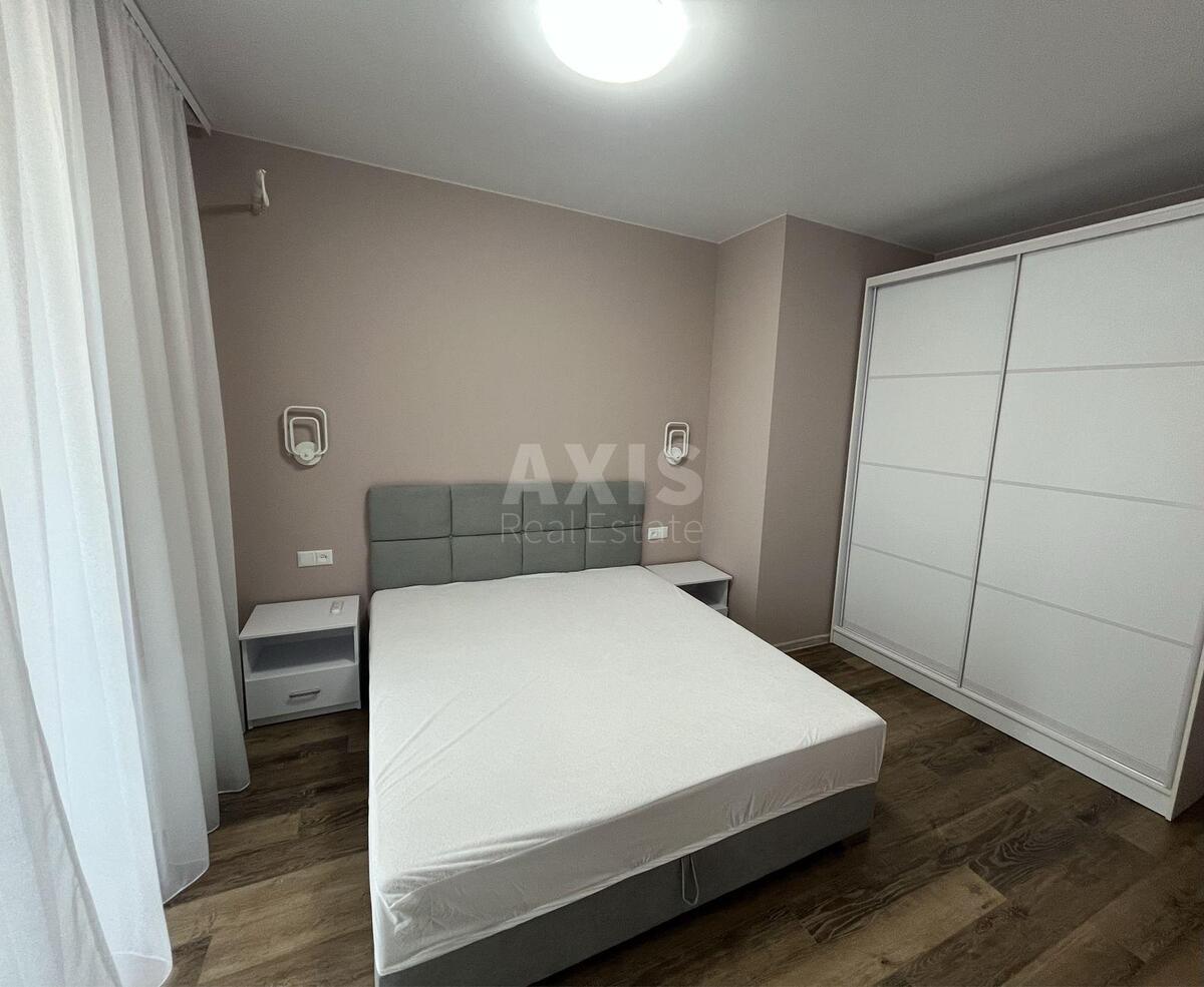 1k apartment vul. Prychal'na 12