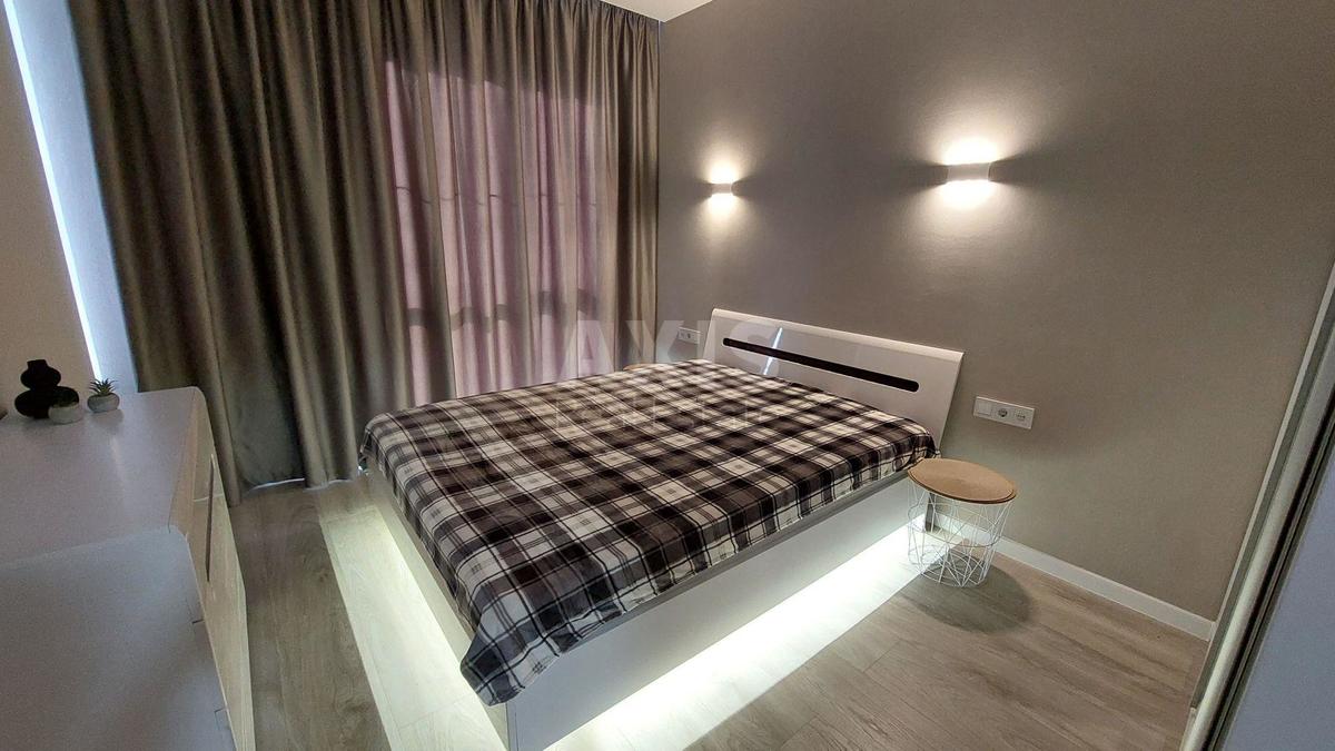 2k apartment vul. Myhajla Maksymovycha 243