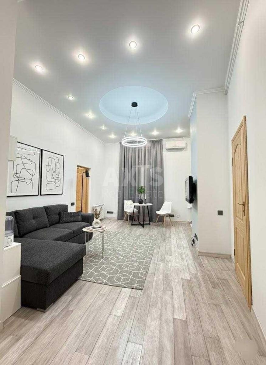 1k apartment vul. Ljuterans'ka 16630411
