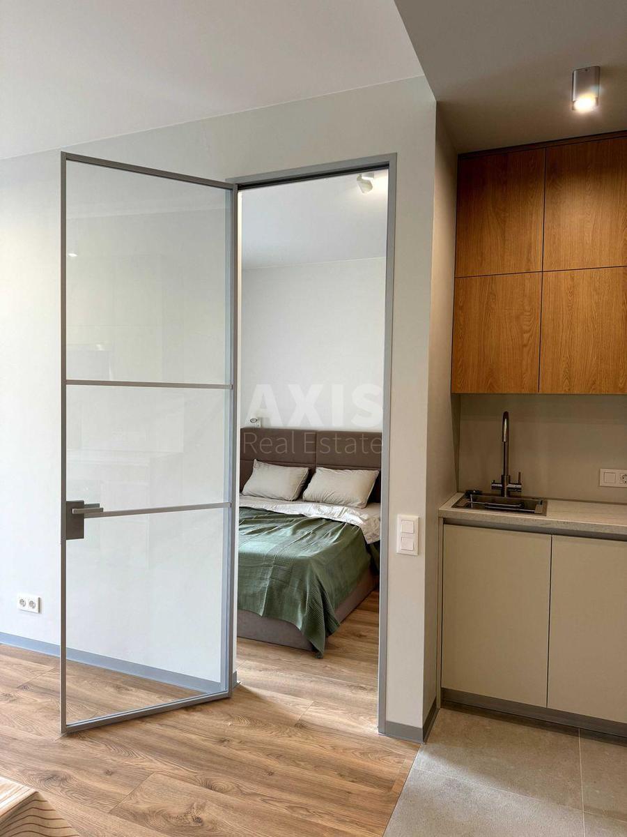 1k apartment vul. Kyrylivs'ka 373