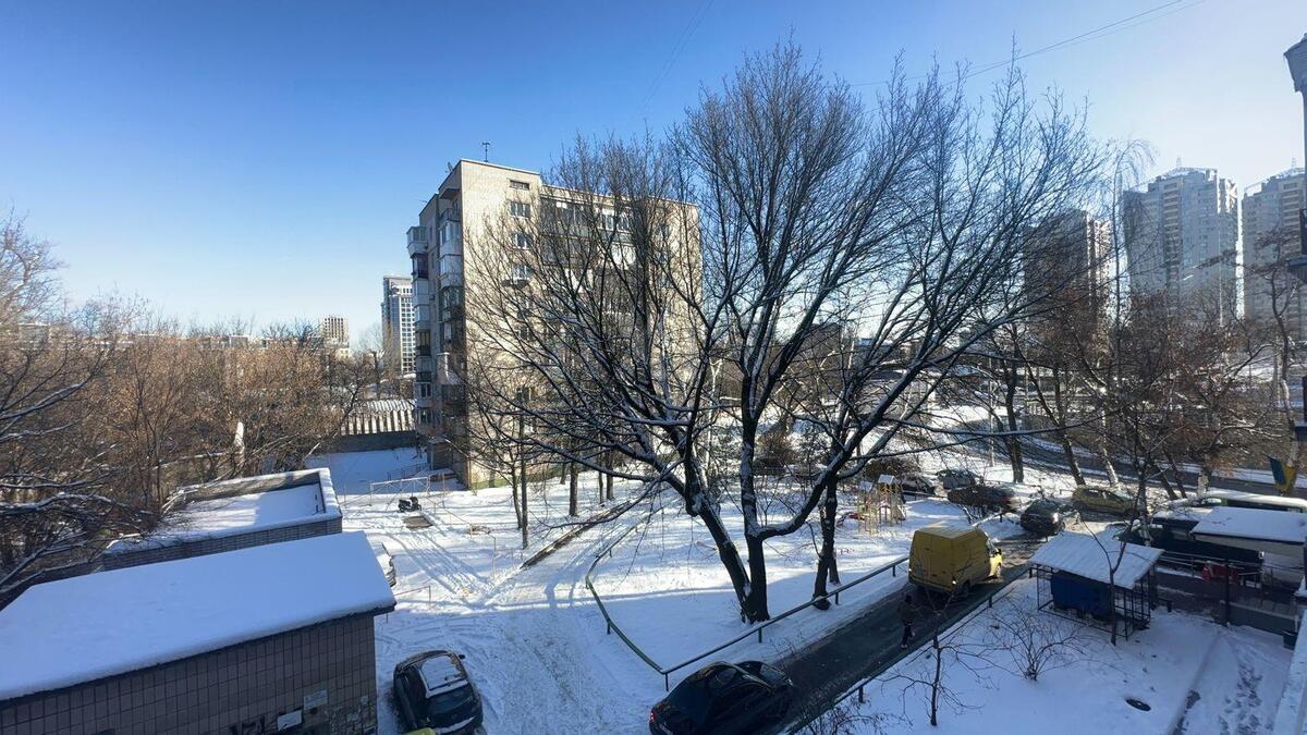 3к квартира ул. Довженко Александра 27