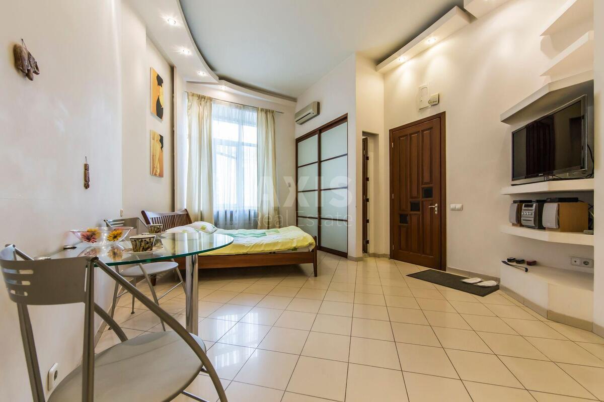1k apartment vul. Hmel'nyc'kogo Bogdana 321