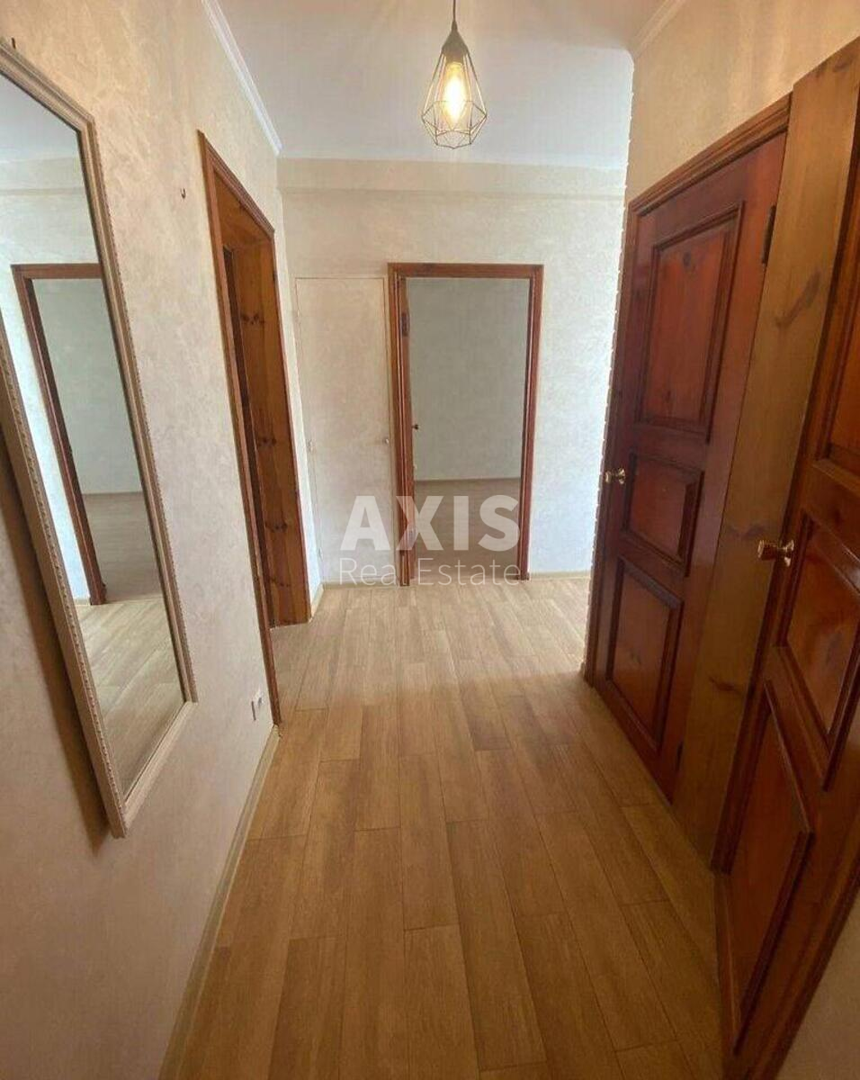 3к квартира ул. Туполева Академика 5556805