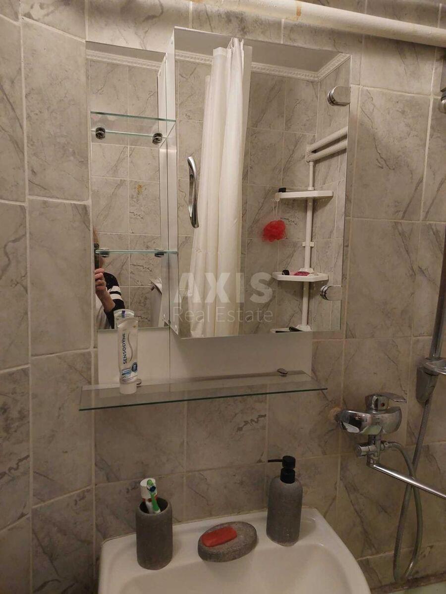 2k apartment vul. Akademika Jefremova 29/228