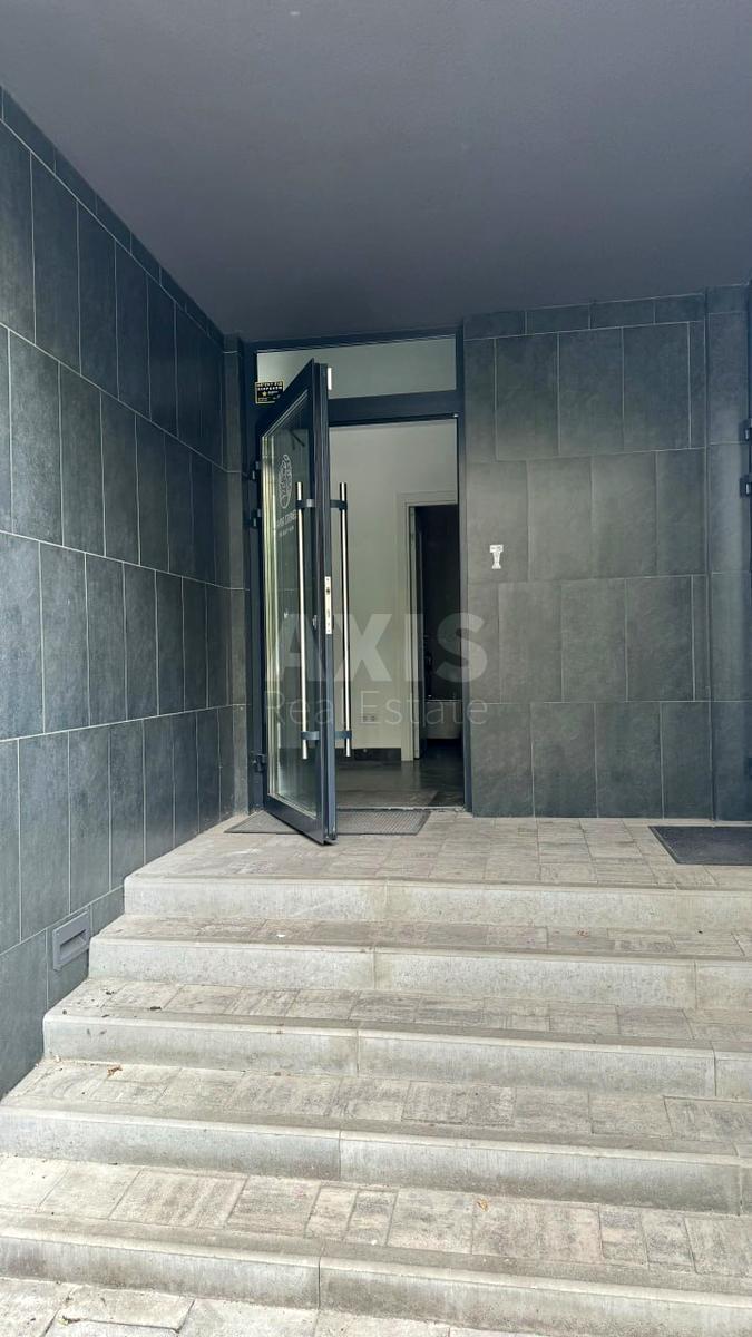 Office vul. Saljutna 2, 52m26031111