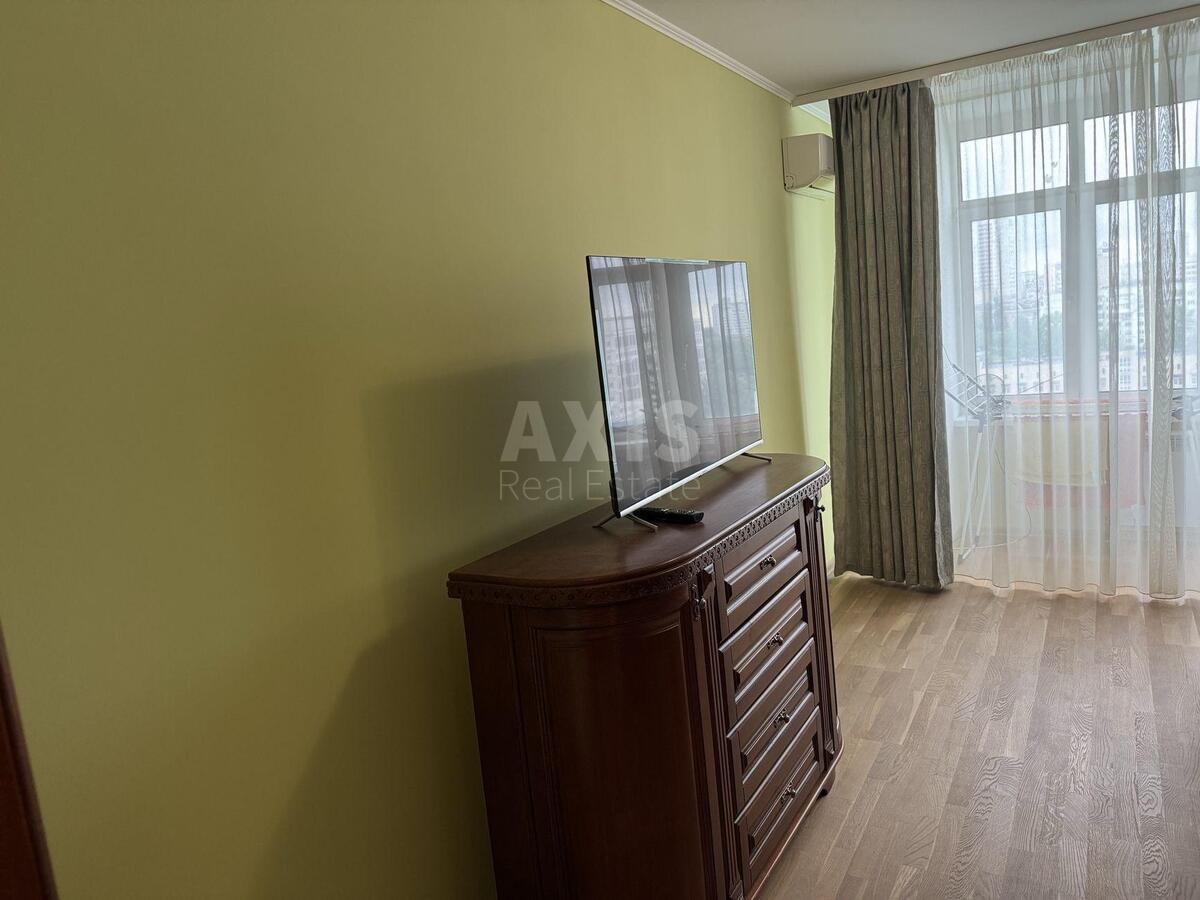 1k apartment vul. Lypkivs'kogo Vasylja Mytropolyta 37В6