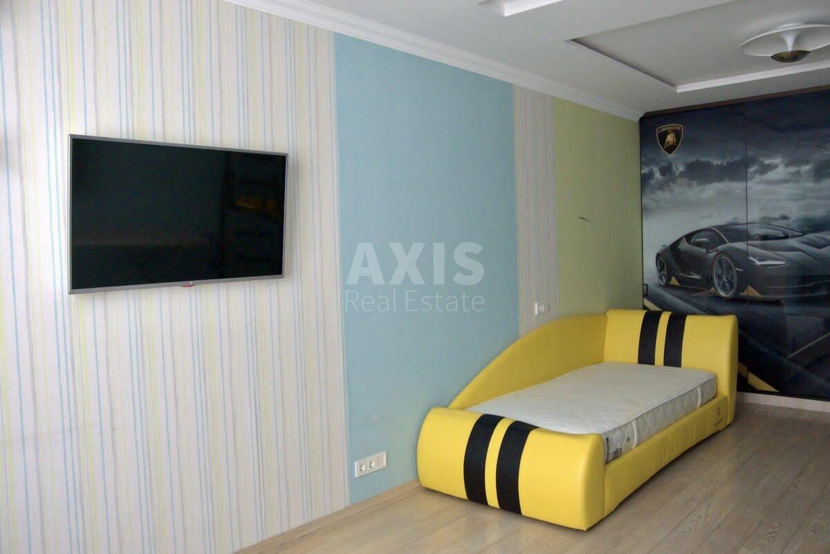 Office vul. Dmytrivs'ka 75, 115m27