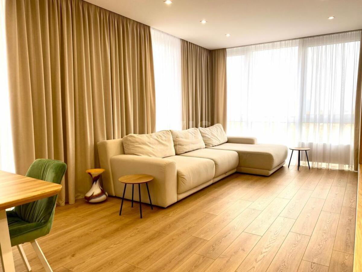 4k apartment vul. Zarichna 168