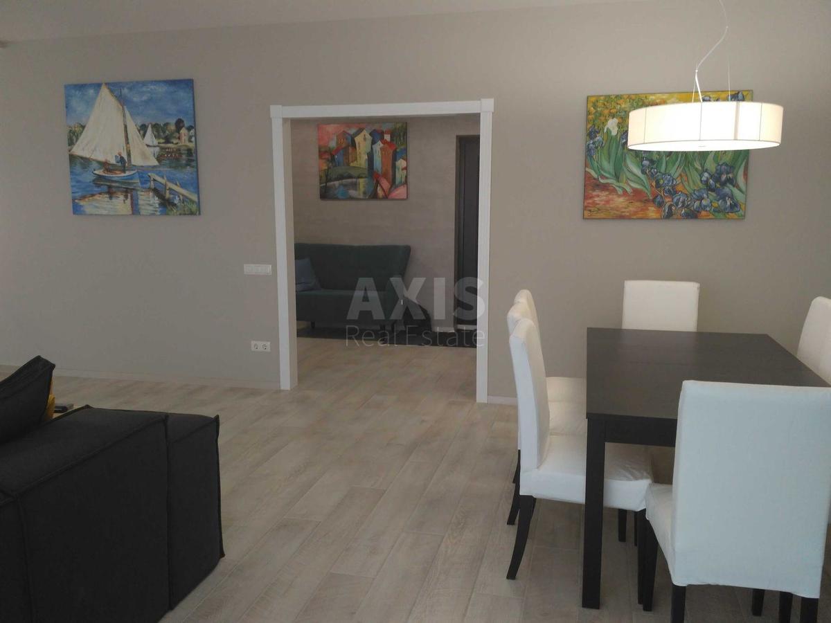 3k apartment vul. Zarichna 13