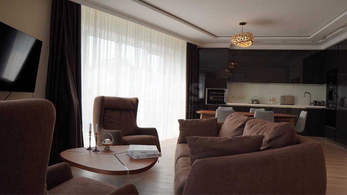 3k apartment vul. Lypkivs'kogo Vasylja Mytropolyta 16А0
