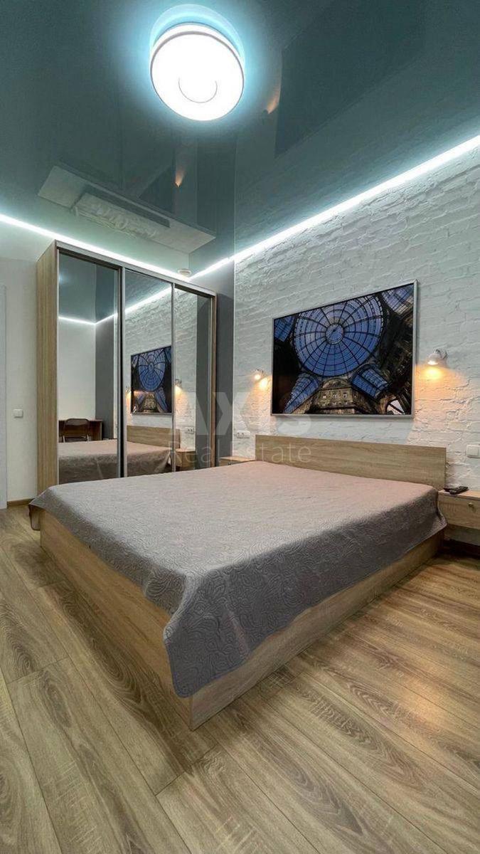 4k apartment doroga Naberezhno-Rybal's'ka 33