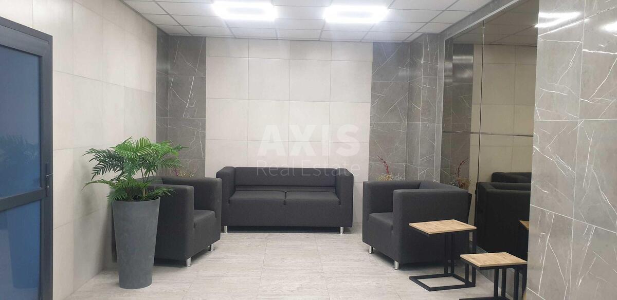 3k apartment vul. Dragomyrova Myhajla 4Б4