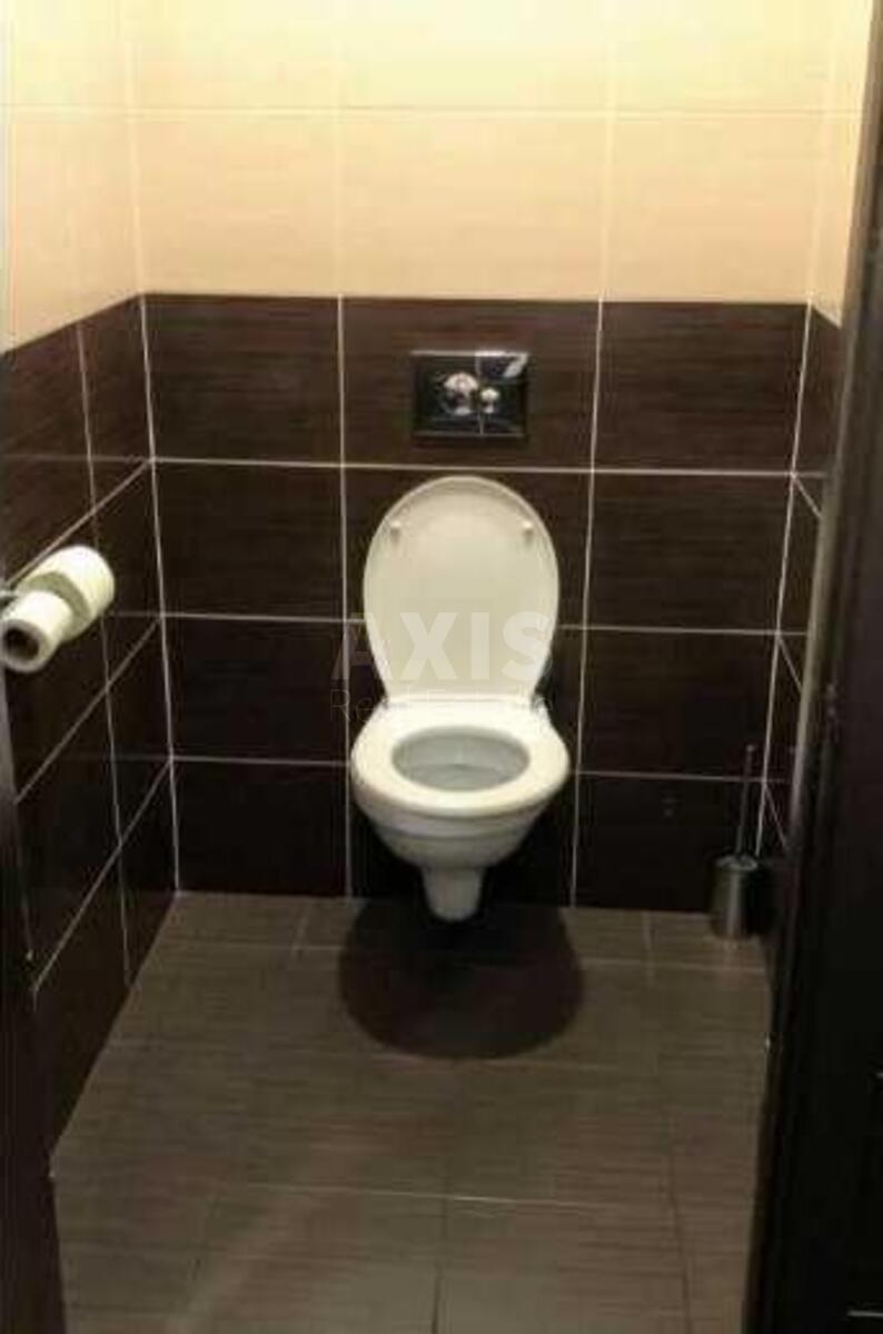 Office vul. Verhnij Val 10, 110m24