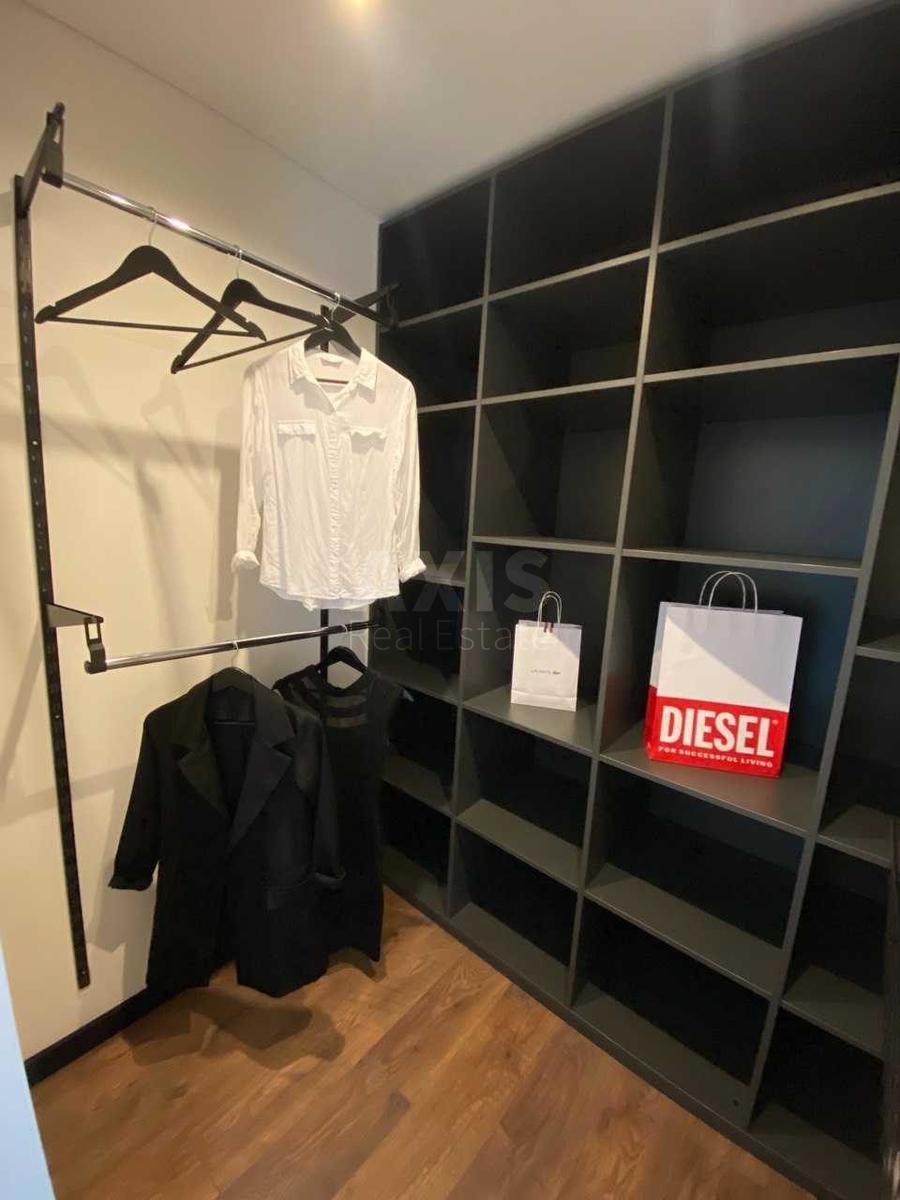 1k apartment nab. Dniprovs'ka 184