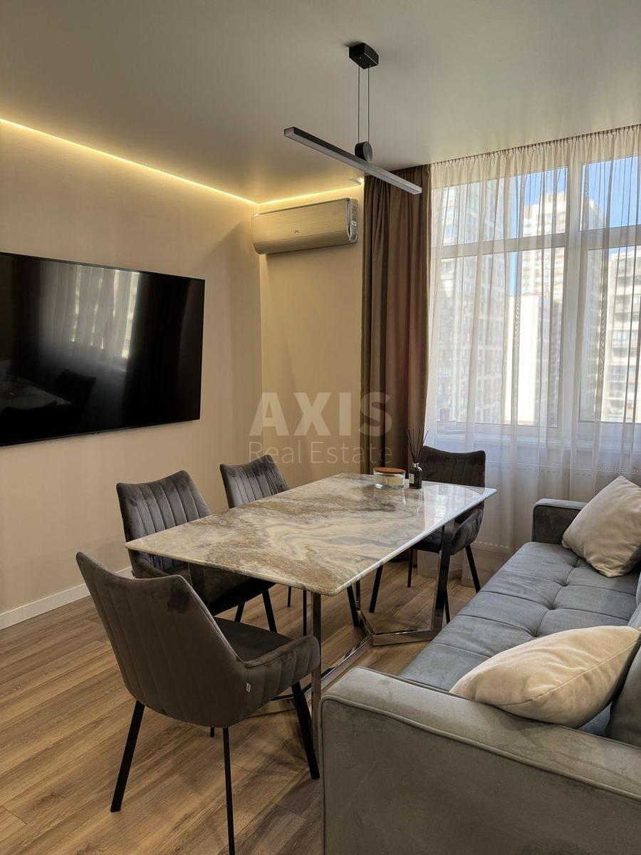 2k apartment vul. Oleksandra Olesja 6Б1