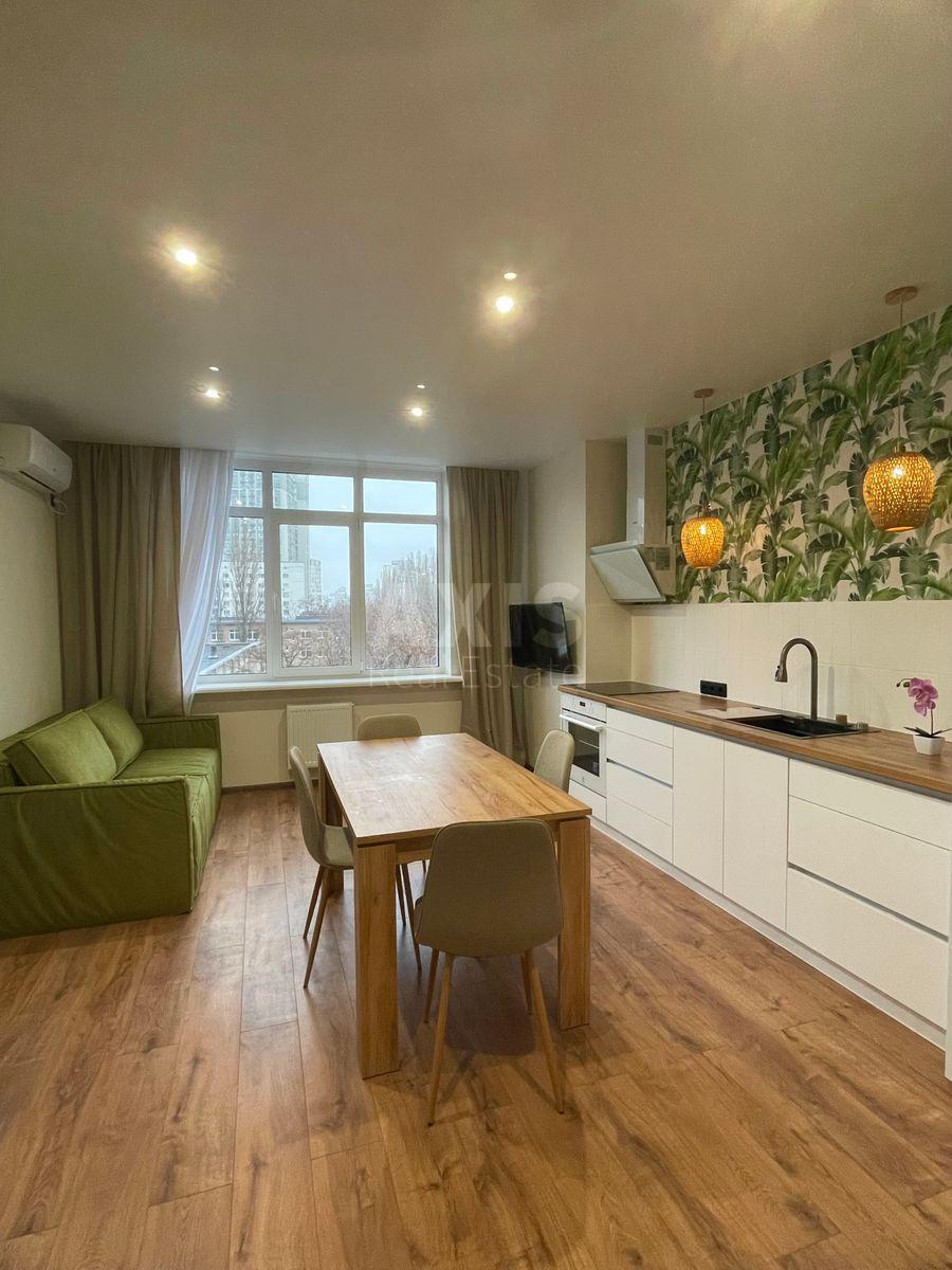 2k apartment vul. Chernivec'ka 8Б1