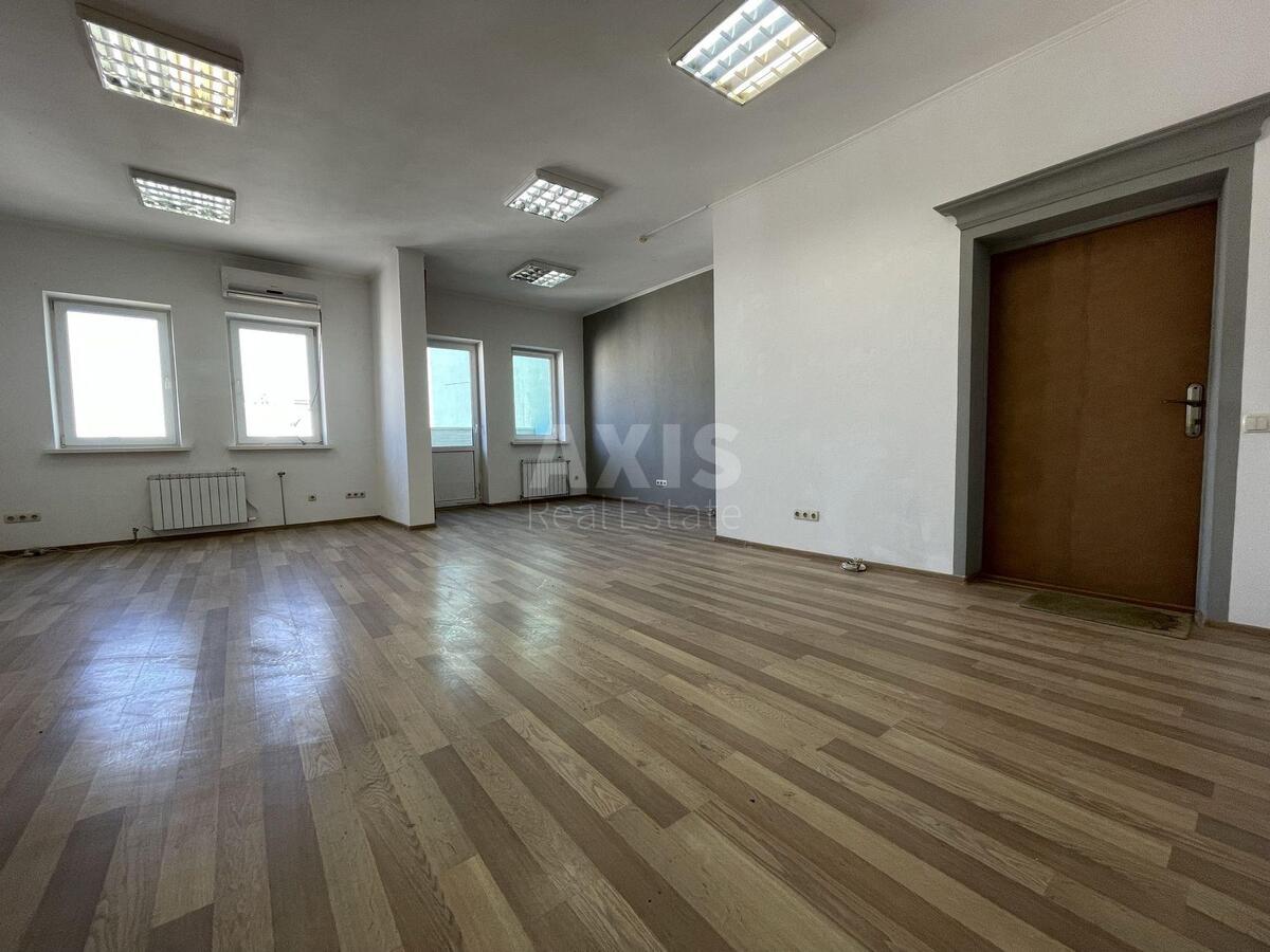 Office vul. Chavdar Jelyzavety 3, 70m23