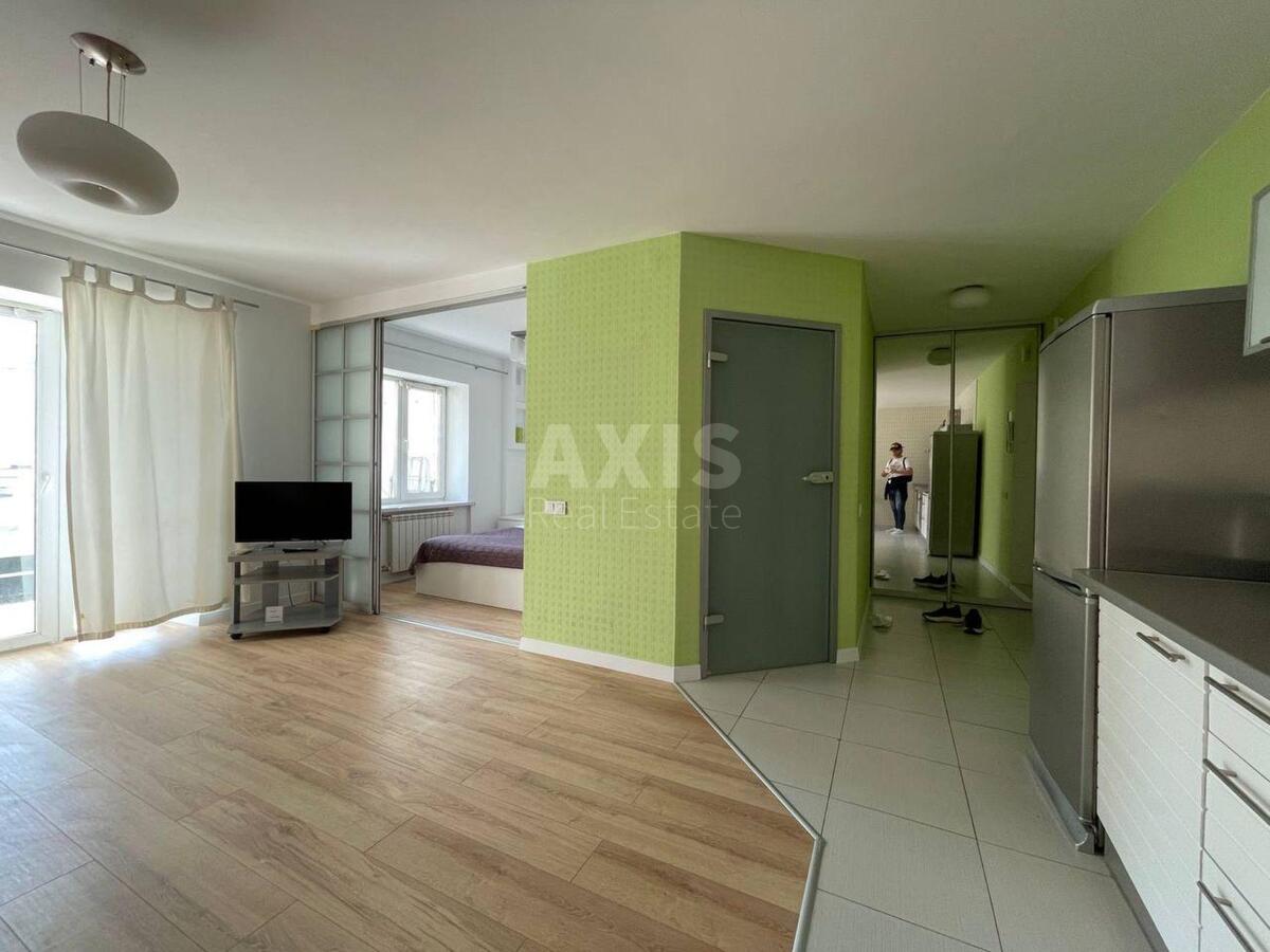 1k apartment vul. Saksagans'kogo 75