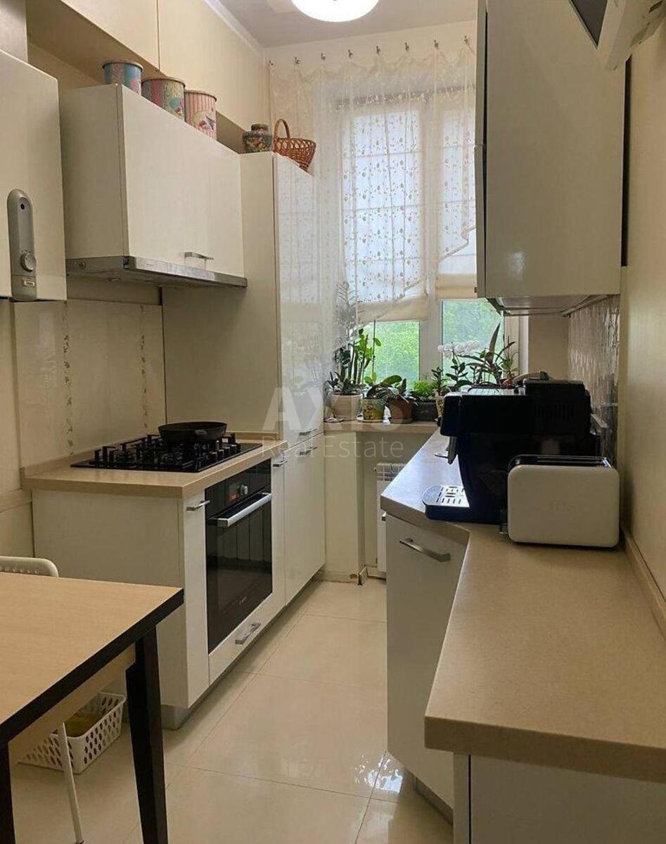 3k apartment vul. Nyzhnij Val 27/29