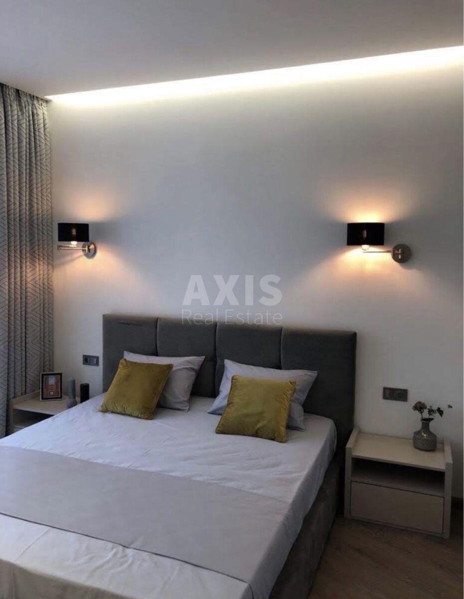 4k apartment vul. Buslivs'ka 126215015