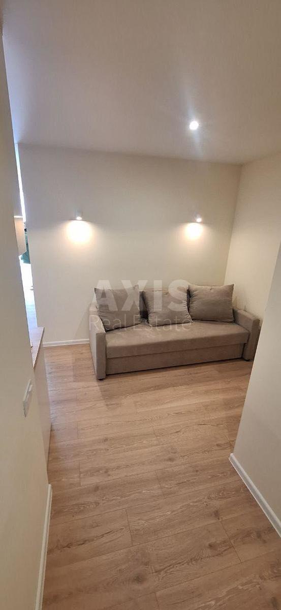 1k apartment vul. Bulahovs'kogo Akademika 23