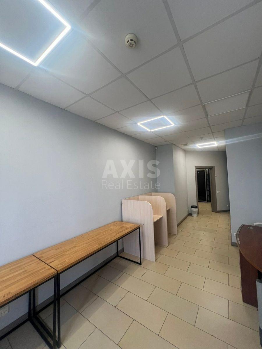 Office vul. Velyka Vasyl'kivs'ka 72, 198m24
