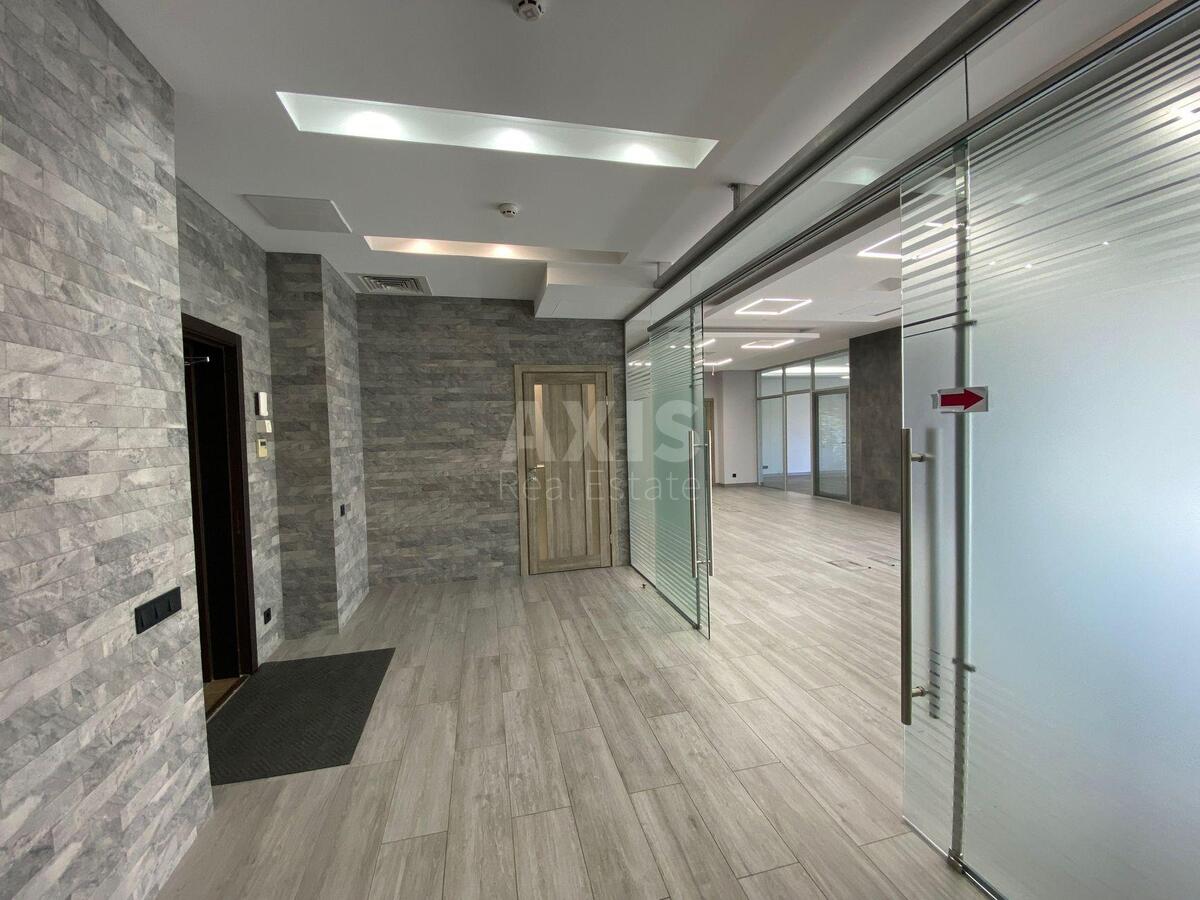 Office vul. Velyka Vasyl'kivs'ka 72, 184m2598960
