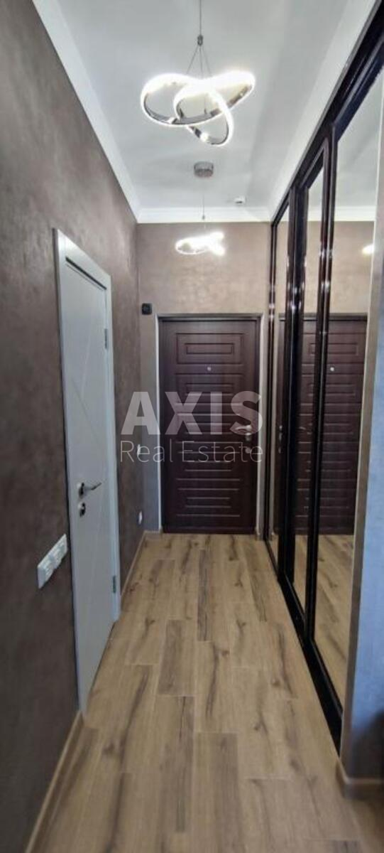1k apartment vul. Zhyljans'ka 6812