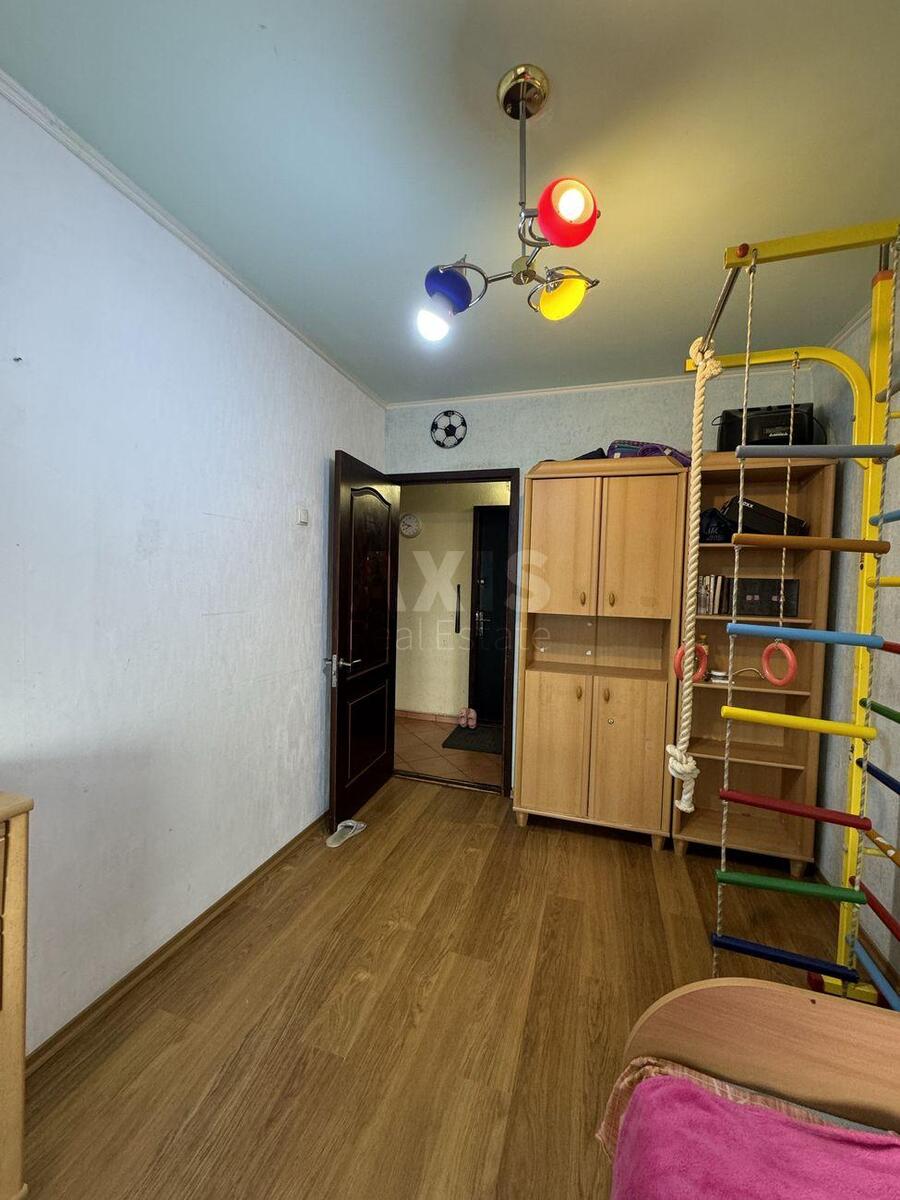2к квартира ул. Приречная 51