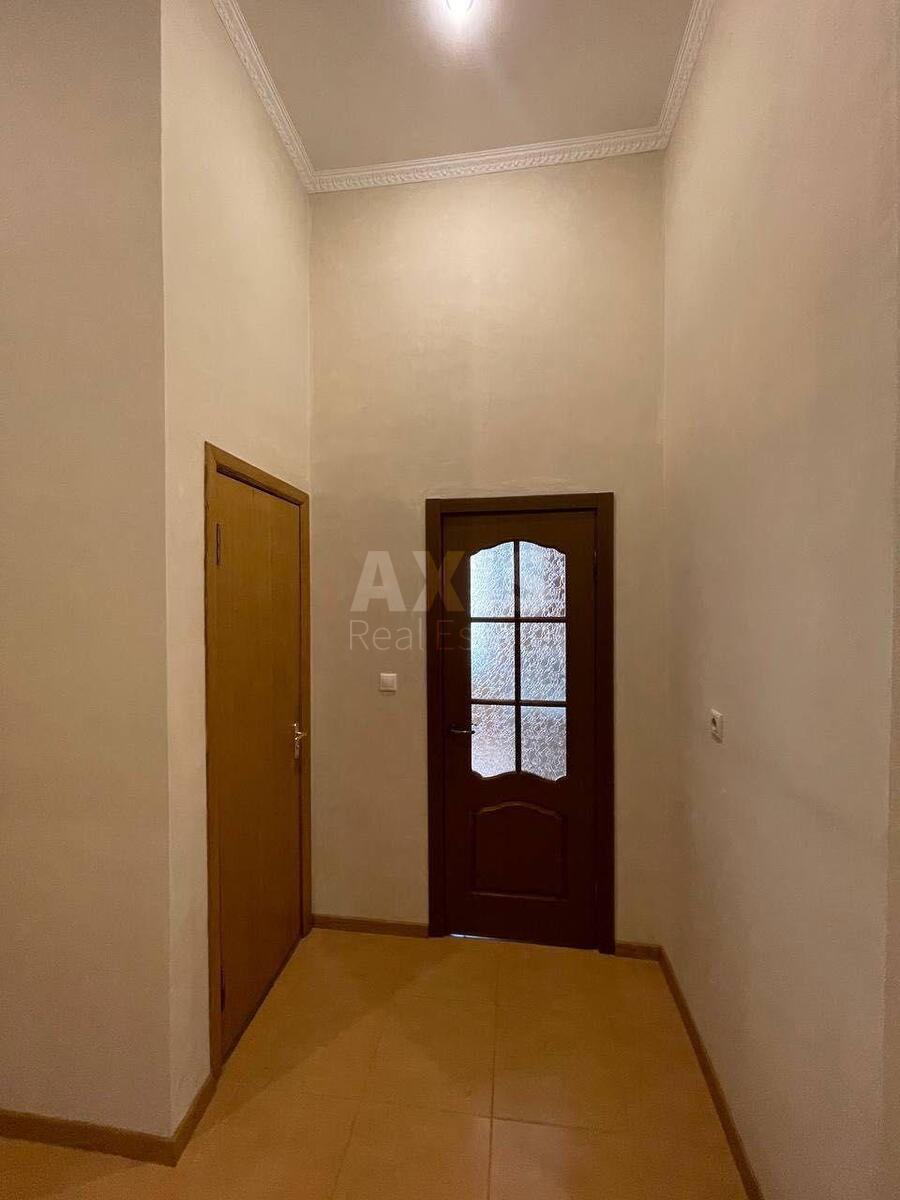 Office vul. Saksagans'kogo 44, 90m2566022