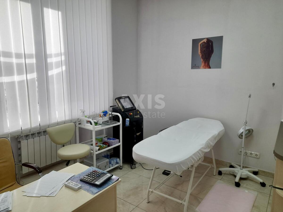 Office vul. Antonovycha 47/12, 53m2612302