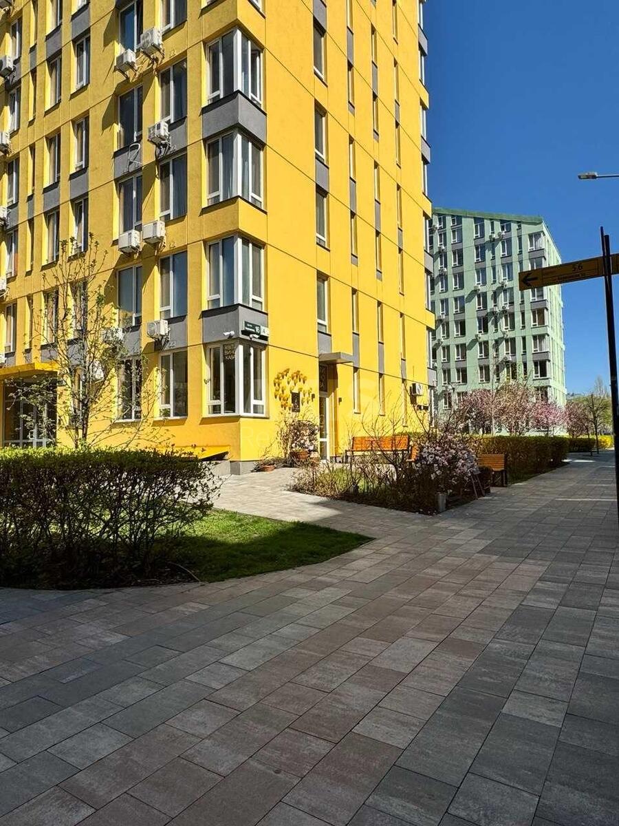 Объект торговли ул. Липы Юрия 6, 44м2
