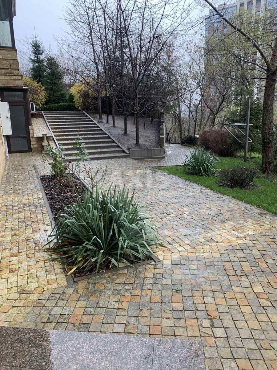 Объект торговли пер. Лукьяновский 3А, 56м262549