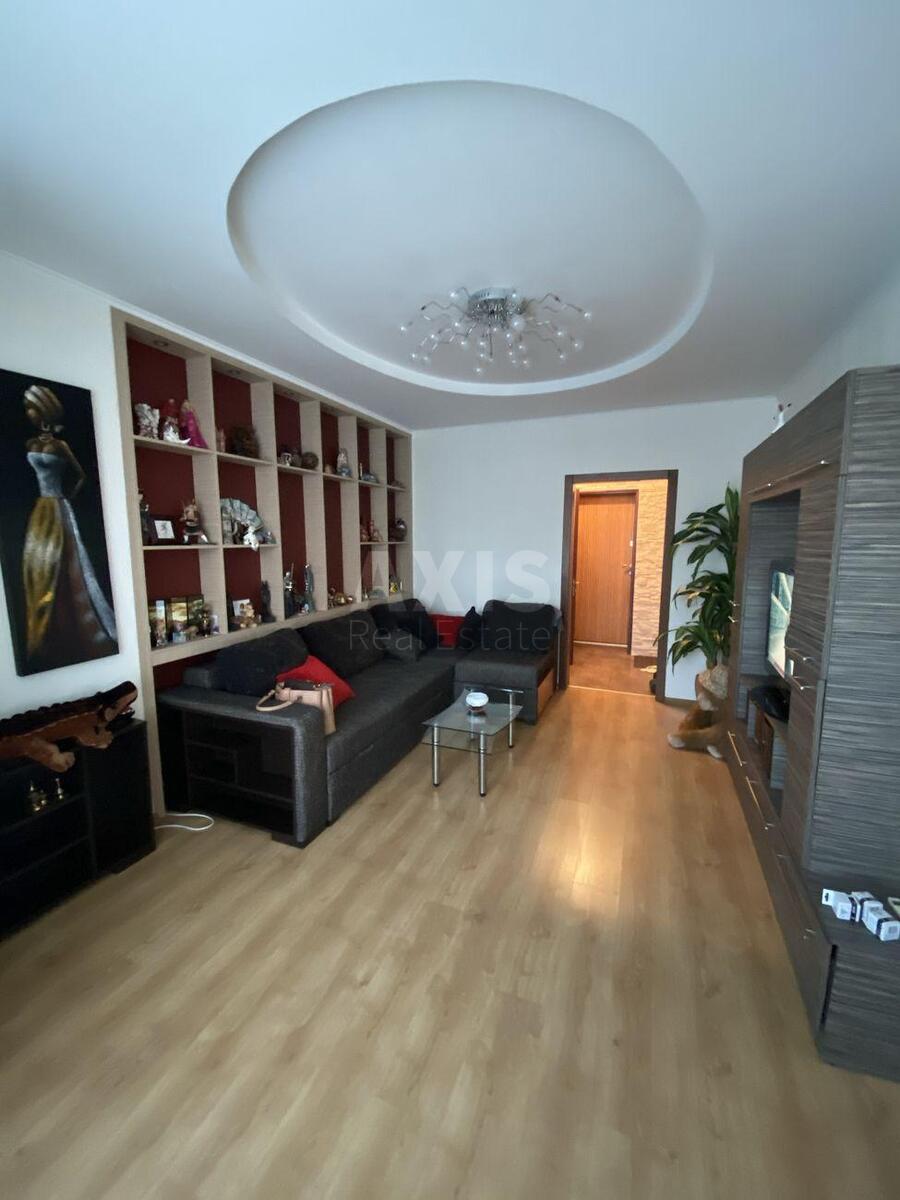 2k apartment vul. Myshugy Oleksandra 24