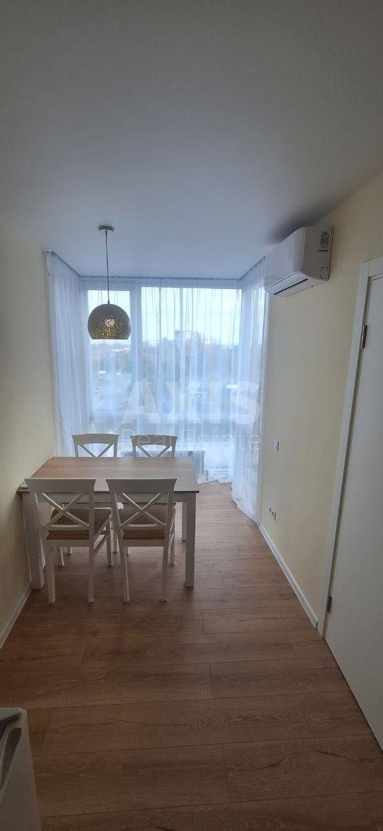 1k apartment vul. Bulahovs'kogo Akademika 20
