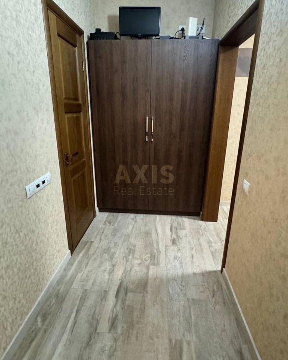 2k apartment vul. Vashhenka Grygorija 13