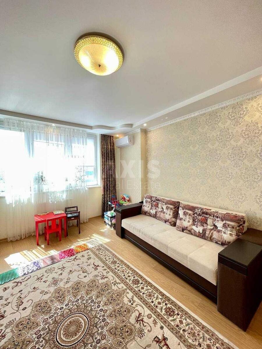 1k apartment vul. Oleny Pchilky 81