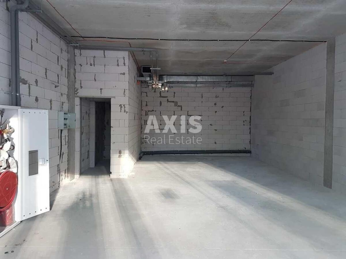 Trade object nab. Dniprovs'ka 15, 70m21