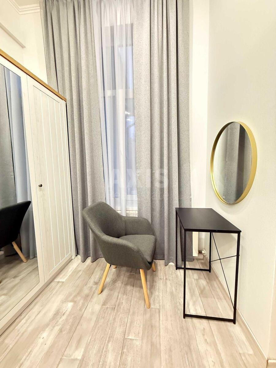 1k apartment vul. Ljuterans'ka 16630412