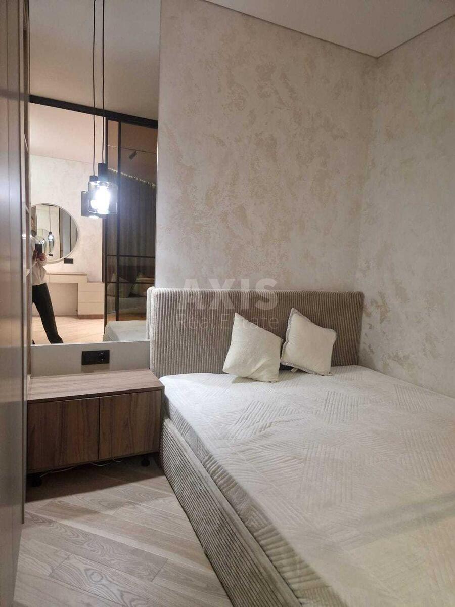 2k apartment vul. Dragomyrova Myhajla 14А2