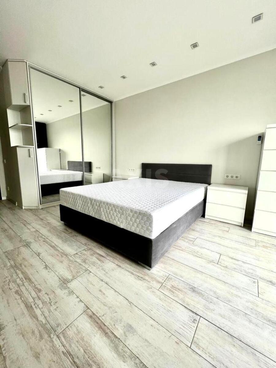 1k apartment vul. Lypkivs'kogo Vasylja Mytropolyta 16Б632783