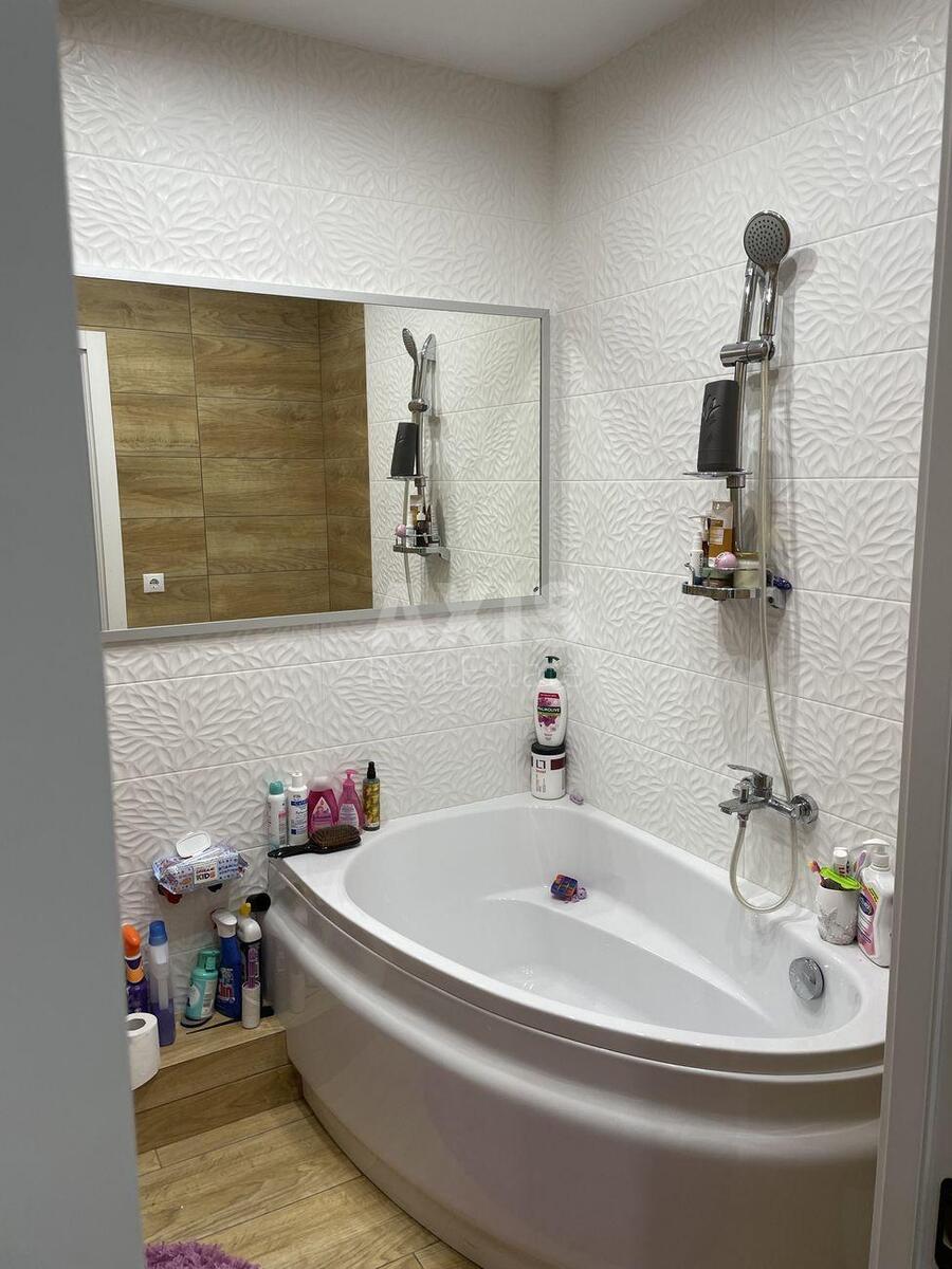 2k apartment vul. Vyshnjakivs'ka 2591115